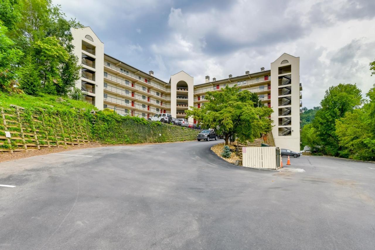 Dtwn Gatlinburg Studio Pool Access! Buitenkant foto
